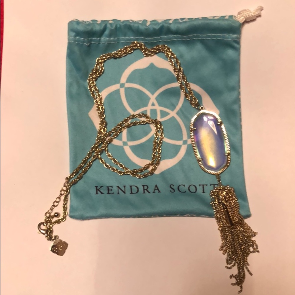 Kendra scott necklace